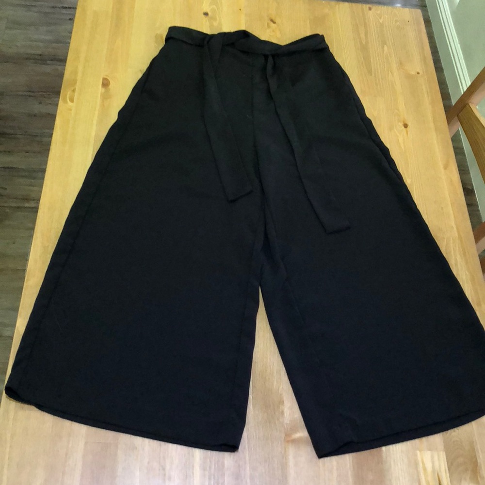 Zara Capri culottes